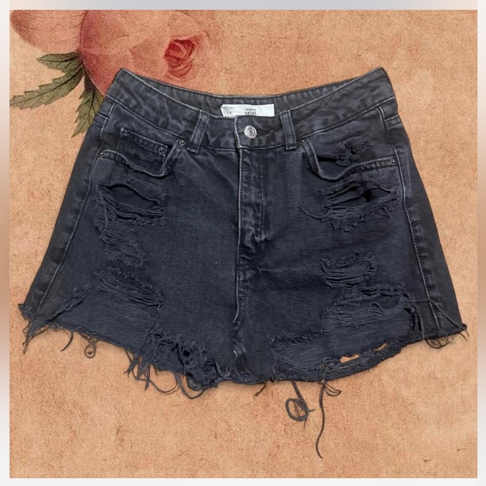 Topshop - Moto Charcoal Black Destroyed Denim High Rise Cut Off Mom Shorts